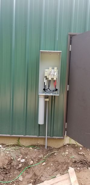 Class 320/400 amp 2 Panel Set Up. Commerical Electrical Newtown, CT (1)