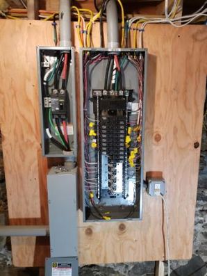 Overhead Parallel 400amp service in Southbury, CT (3)